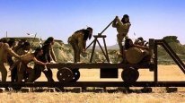 кадри з фільму Мокасини Маніту