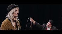 кадри з фільму Тріумф