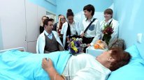 кадри з серіалу Школа