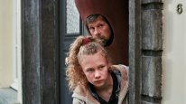 кадри з фільму Мій тато - сосиска