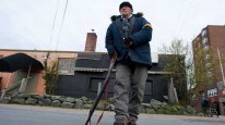 кадри з фільму Бомж із дробовиком