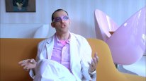 кадри з фільму Уречевлення