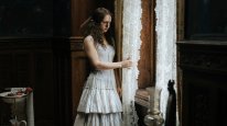 кадри з фільму Потворна Зведена Сестра