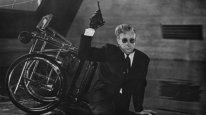 кадри з фільму Доктор Стрейнджлав, або Як я перестав хвилюватись і полюбив бомбу