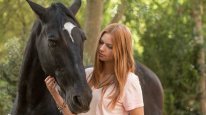 кадри з фільму Східний вітер 3: Спадщина Ори