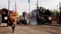 кадри з фільму Світло у темряві
