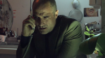 кадри з фільму Я приходжу з дощем