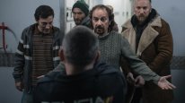 кадри з фільму Нижче нуля