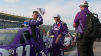 кадри з серіалу NASCAR: Повна швидкість