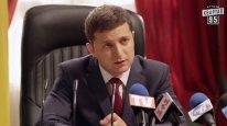 кадри з серіалу Слуга народу