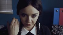 кадри з серіалу Доросла Венсді Адамс