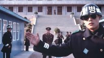 кадри з фільму Об'єднана зона безпеки
