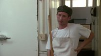 кадри з фільму Дружина м'ясника
