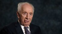 кадри з фільму Не переставайте мріяти! Життя та спадок Шимона Переса