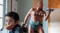 кадри з фільму Застряглі разом