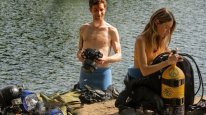 кадри з фільму Підводний будинок