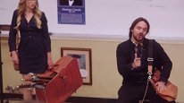 кадри з серіалу Няня для ідіотки