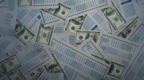 кадри з фільму Операція «Університетський блюз»: Скандал із вищою освітою в США