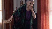 кадри з серіалу Дві могили
