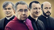 кадри з фільму Клір / Духовенство
