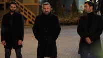 кадри з серіалу Мафія не може правити світом кадри з серіалу Мафія не може правити світом