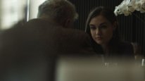 кадри з фільму Дівчина за викликом