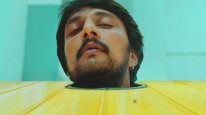 кадри з фільму Муха